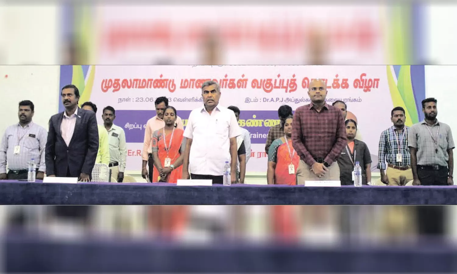 கரூர் ஜெய்ராம்ஸ் கலை அறிவியல் கல்லூரியில் முதலாமாண்டு மாணவர்களுக்கு வகுப்புகள் தொடக்கம் கரூர் ஜெய்ராம்ஸ் கலை அறிவியல் கல்லூரியில் முதலாமாண்டு மாணவர்களுக்கு வகுப்புகள் தொடக்கம்