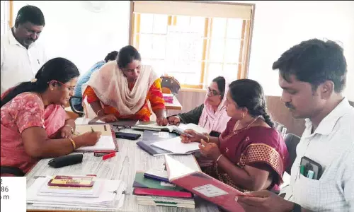 தாராபுரம் பகுதியில் ரூ.15 லட்சம் மதிப்புள்ள நெல் விதைகள் விற்பனை செய்ய தடை