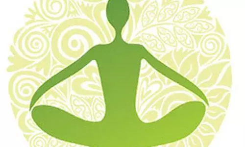 நெய்வேலி  என்.எல்.சி பெண்கள் மேல்நிலைப் பள்ளியில் யோகாசன தினம்