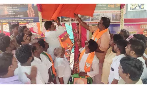 மோடி ஆட்டோ ஓட்டுநர்  நலச்சங்கம் திறப்பு