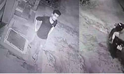 மனைவிக்கு பிறந்தநாள் பரிசாக வழங்கிய மொபட் திருட்டு