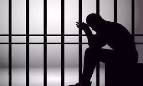 மைனர் பெண்ணை கர்ப்பமாக்கிய வாலிபர் கைது