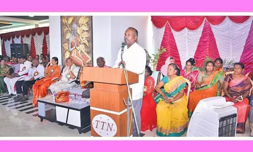 வள்ளியூர் மரியா பெண்கள் கல்லூரியில் மாணவிகளுக்கு புத்தொளி பயிற்சி முகாம்