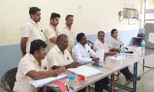 பவானி சங்கமேஸ்வரர் கோவிலில் கடைகள் ஏலம்