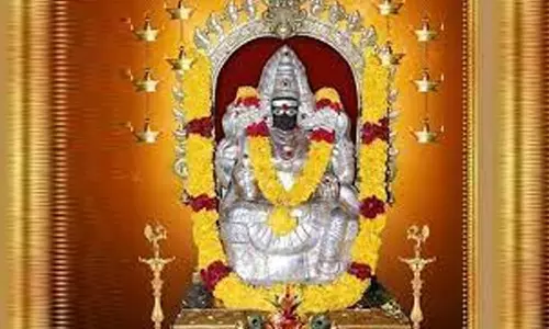 மாரியம்மன் கோவிலில் சிறப்பு வழிபாடு