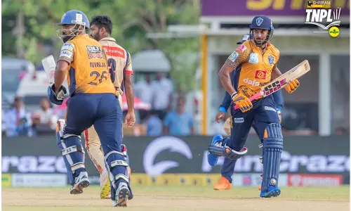 அருண் கார்த்திக் அதிரடி சதம் - 8 விக்கெட் வித்தியாசத்தில் நெல்லை அபார வெற்றி