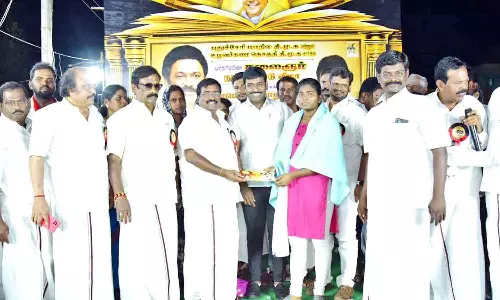 தனக்கு தேவை என்றால் மாநில அந்தஸ்தை ரங்கசாமி கையில் எடுப்பார்