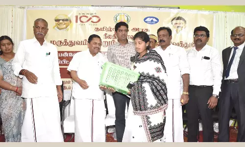 கலைஞர் நூற்றாண்டு விழாவை முன்னிட்டு மருத்துவ காப்பீட்டு திட்டத்தில் பயனாளிகள் பதிவு செய்யும் முகாம்-அமைச்சர் ராமச்சந்திரன் பங்கேற்பு