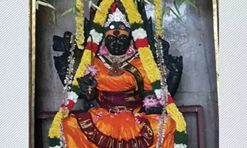 வல்லம் முத்துமாரியம்மன் கோவில் கும்பாபிஷேகம்