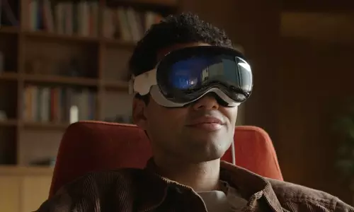 ஆப்பிள் விஷன் ப்ரோ வாங்குவோருக்கு இப்படி ஒரு டுவிஸ்ட்-ஆ ? லீக் ஆன தகவல்!