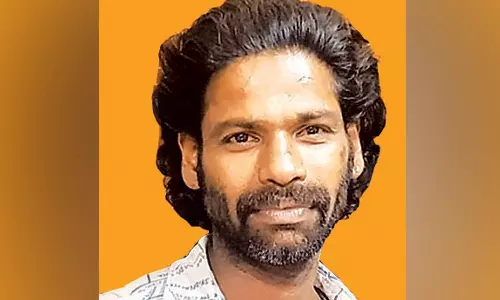 பா.ஜனதா எம்.எல்.ஏ. அலுவலகம் முன்பு வாலிபர் வெட்டிக்கொலை- மதுகுடித்தபோது ஏற்பட்ட தகராறில் பயங்கரம்