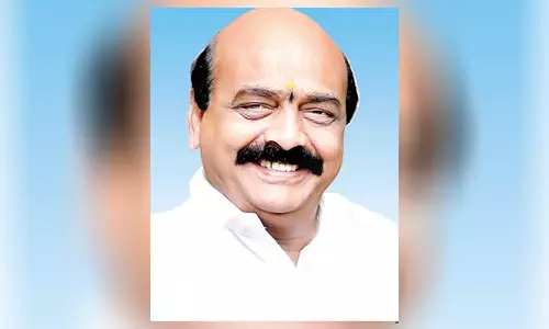 தீ விபத்தில் பாதித்த வியாபாரிகளுக்கு ரூ. 25 லட்சம்  நிதி வழங்கிய  செல்வராஜ் எம்.எல்.ஏ.வுக்கு பாராட்டு