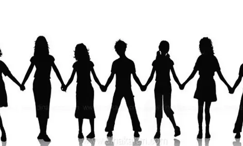 சிப்காட் அமைக்க எதிர்ப்பு; மனித சங்கிலி போராட்டம்