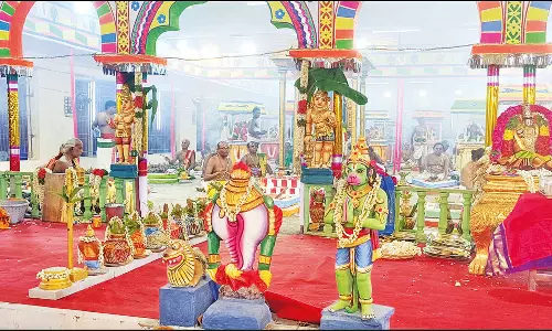 29-ந்தேதி குடமுழுக்கு நடக்கிறது: ஒப்பிலியப்பன் கோவிலில் யாகசாலை பூஜைகள் தொடங்கியது