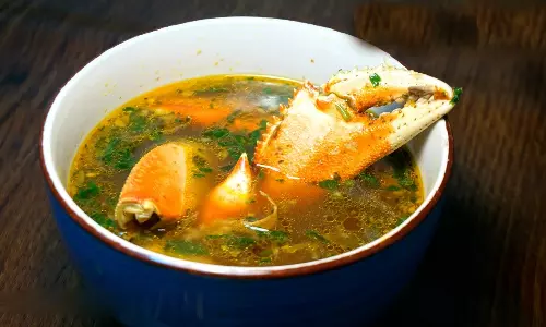 கலக்கலான சுவையில் நண்டுக்கால் ரசம்