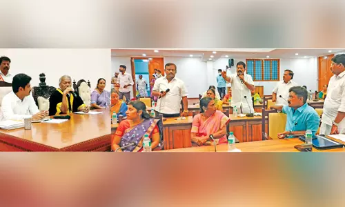 சேலம் மாநகராட்சி கூட்டத்தில் அ.தி.மு.க. கவுன்சிலர்கள் வெளிநடப்பு