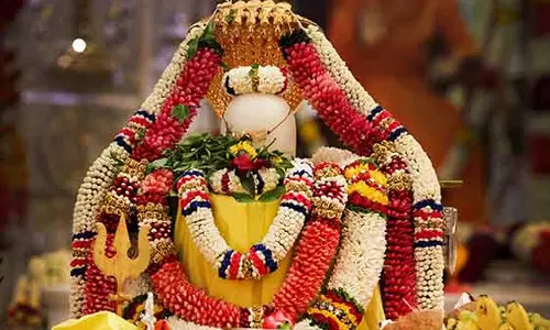 எண் திசை லிங்கத்தை பெற்ற அன்னை