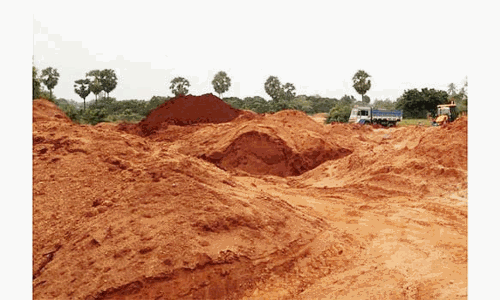 டிப்பர் லாரியில் செம்மண் கடத்தல்