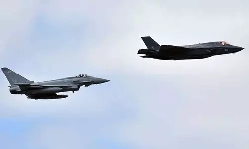 கருங்கடல் பகுதியில் இங்கிலாந்து போர் விமானங்களை தடுத்து நிறுத்திய ரஷியா