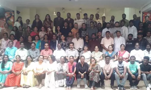 கல்பாக்கத்தில் பள்ளியில் படித்தவர்கள் 20 ஆண்டுக்கு பின் சந்திப்பு