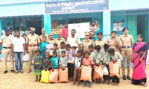 உடுமலை  அரசு பள்ளியில் போதை பொருள் தடுப்பு விழிப்புணர்வு நிகழ்ச்சி