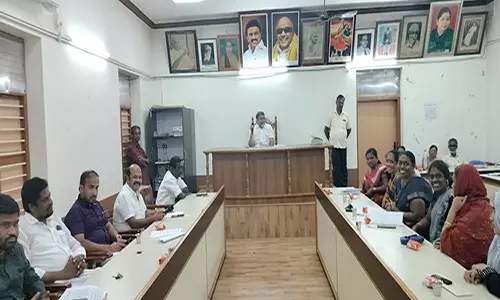 கடையநல்லூர் நகராட்சி கூட்டம்; அ.தி.மு.க. -பா.ஜனதா வெளிநடப்பு