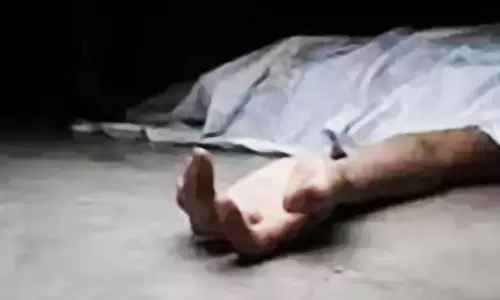 கால்வாயில் ஆண் பிணம் மீட்பு