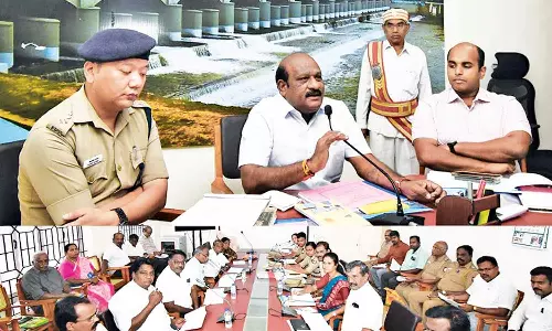 ஆதித்திராவிடா், பழங்குடியினா் நலப்பணிகளை விரைந்து முடிக்க வேண்டும்