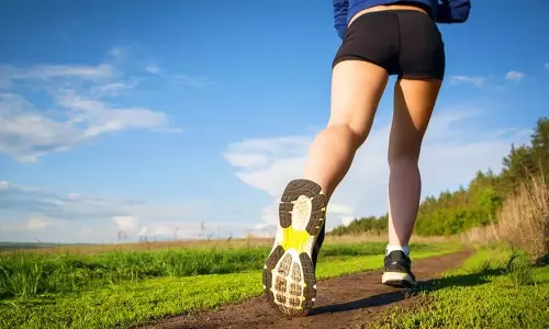 கால், தொடைகளில் உள்ள அதிகபட்ச கொழுப்பை கரைத்து தசைகளை வலுவாக்கும் நடைப்பயிற்சி