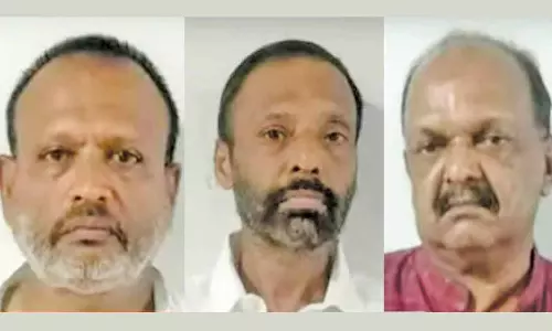 கேரளாவில் ரூ.2 கோடி மதிப்பிலான பாம்பு விஷம் கடத்தல்-  3 பேர் கைது