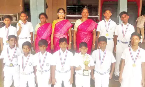 டேக்வாண்டோ போட்டியில் திருப்பூர் கொங்கு வேளாளர்   மெட்ரிக் பள்ளி மாணவர்கள்  சாதனை