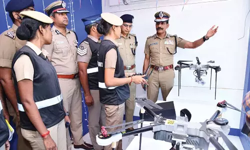 சென்னை போலீசில் டிரோன் சிறப்பு படை- சைலேந்திரபாபு தொடங்கி வைத்தார்
