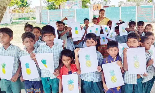 உலக அன்னாசி பழ தினம்