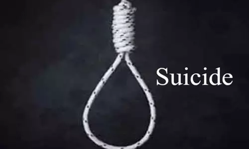 கல்லூரி மாணவி தூக்குபோட்டு தற்கொலை