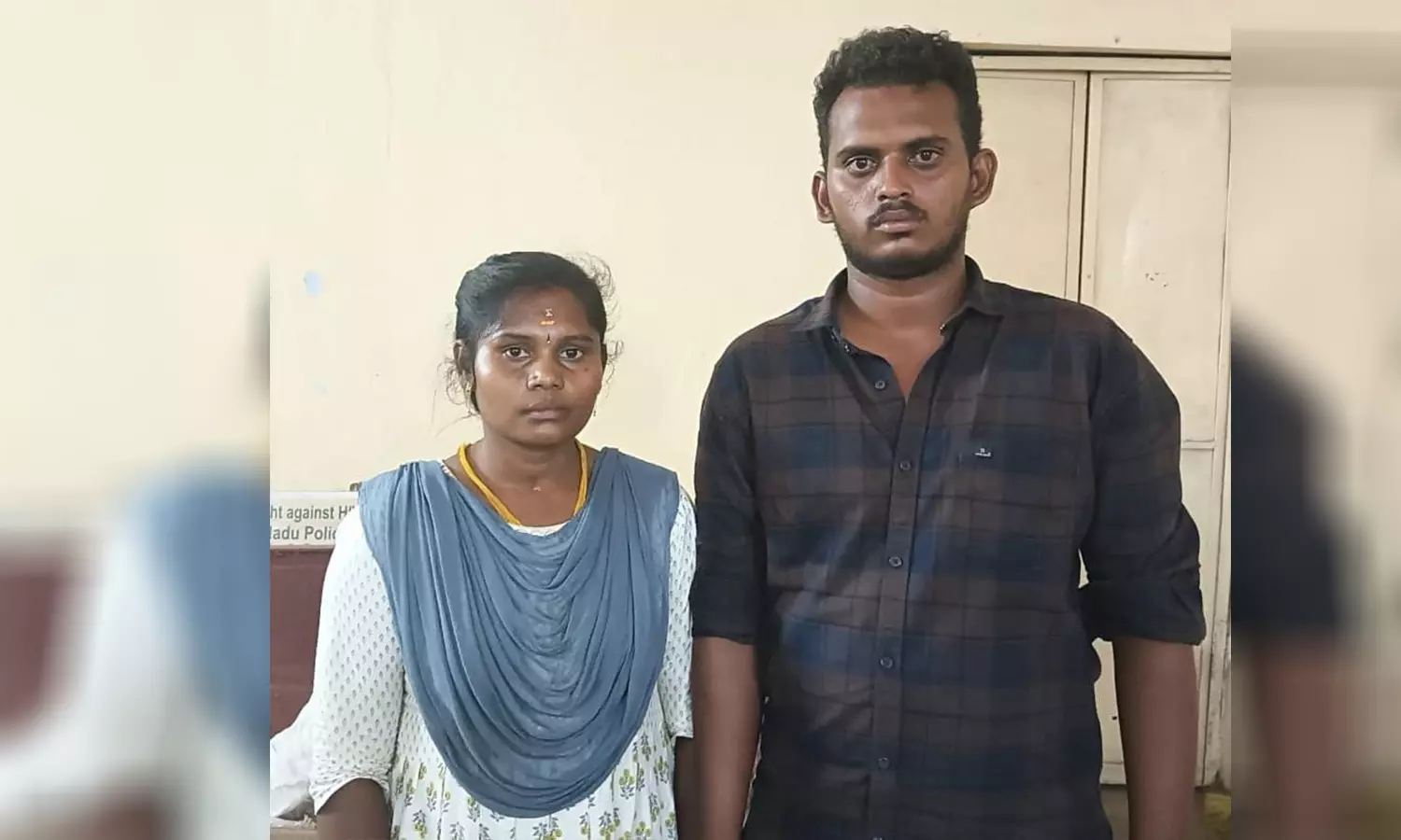 காட்டுப்புத்தூர் காவல் நிலையத்தில் காதல் ஜோடி தஞ்சம் காட்டுப்புத்தூர் காவல் நிலையத்தில் காதல் ஜோடி தஞ்சம்