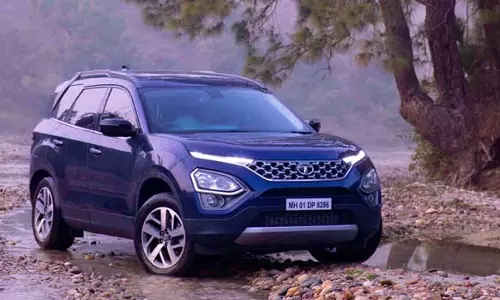 புதிய அலாய் வீல்களுடன் டெஸ்டிங் செய்யப்படும் டாடா சஃபாரி பேஸ்லிஃப்ட்