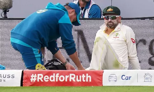 2-வது டெஸ்டில் நாதன் லயன் காயம்: ஆஸ்திரேலியாவுக்கு பின்னடைவு