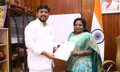 கொரோனா காலகட்டத்தில் இருந்து பணியாற்றும் செவிலியர்களுக்கு முக்கியத்துவம் அளிக்க வேண்டும்