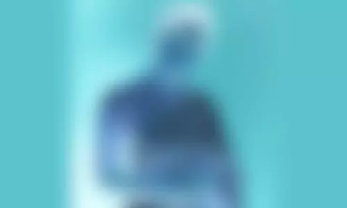 சம்பளம் அதிகம் கேட்ட நடிகை.. படத்தை விட்டு விலக்கிய படக்குழு