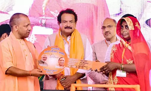 உ.பி. தாதாவிடம் இருந்து பறிமுதல் செய்த நிலத்தில் குடியிருப்புகள்.. மலிவு விலையில் ஏழைகளுக்கு வழங்கிய முதல்வர்