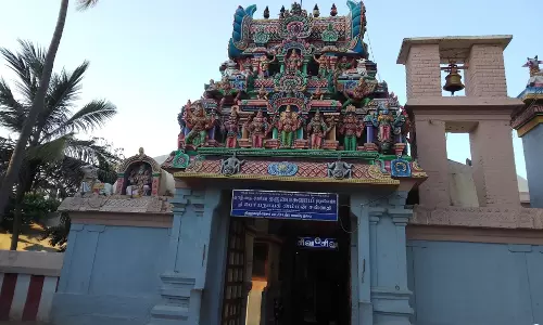 கரந்தை கருணாசாமி கோவில் என்றழைக்கப்படும் வசிஷ்டேஸ்வரர் கோவில்