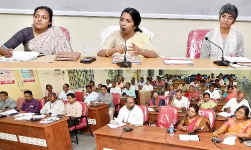 மாங்கனி கண்காட்சி முன்னேற்பாடு பணிகள் குறித்த ஆலோசனை கூட்டம்