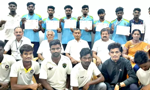 மன்னர் திருமலை நாயக்கர் கல்லூரி மாணவர்களுக்கு பாராட்டு