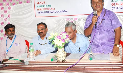 நாட்டுக்கோழி வளர்ப்பு விழிப்புணர்வு முகாம்