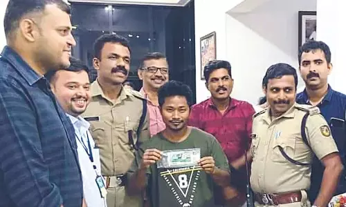 கேரள லாட்டரியில் ரூ.1 கோடி பரிசு விழுந்த தொழிலாளிக்கு போலீஸ் பாதுகாப்பு