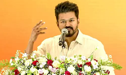 அண்ணன் நா இறங்கி வரவா..! ரசிகருக்கு விஜய் தன் கைப்பட எழுதிய கடிதம்