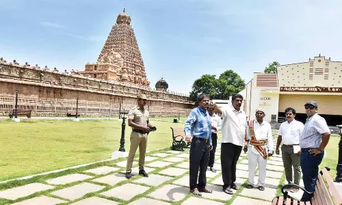 பெத்தண்ணன் கலையரங்கில் வளர்ச்சி பணிகளை கலெக்டர் ஆய்வு