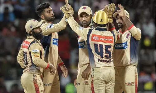 சிலம்பரசன் 5 விக்கெட் வீழ்த்தி அபாரம் - 58 ரன்கள் வித்தியாசத்தில் திருச்சியை வீழ்த்தியது சேப்பாக்