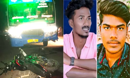 பண்ருட்டி அருகே மோட்டார் சைக்கிள் மீது அரசு பஸ் மோதி விபத்து- தனியார் நிறுவன ஊழியர்கள் பலி