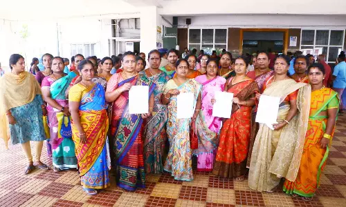 கிராமங்களுக்கு பஸ் வசதி கேட்டு மனு